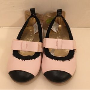 BNWT Crazy8 Dress Shoes